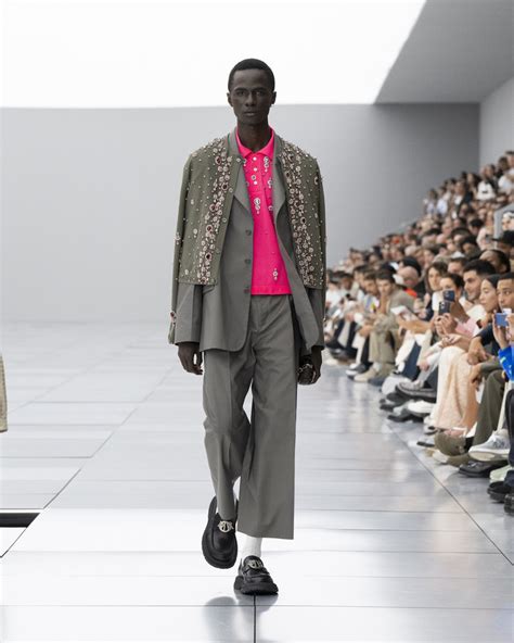 dior mens spring kim jones|Dior Men Spring 2025 Redefines Everyday Elegance.